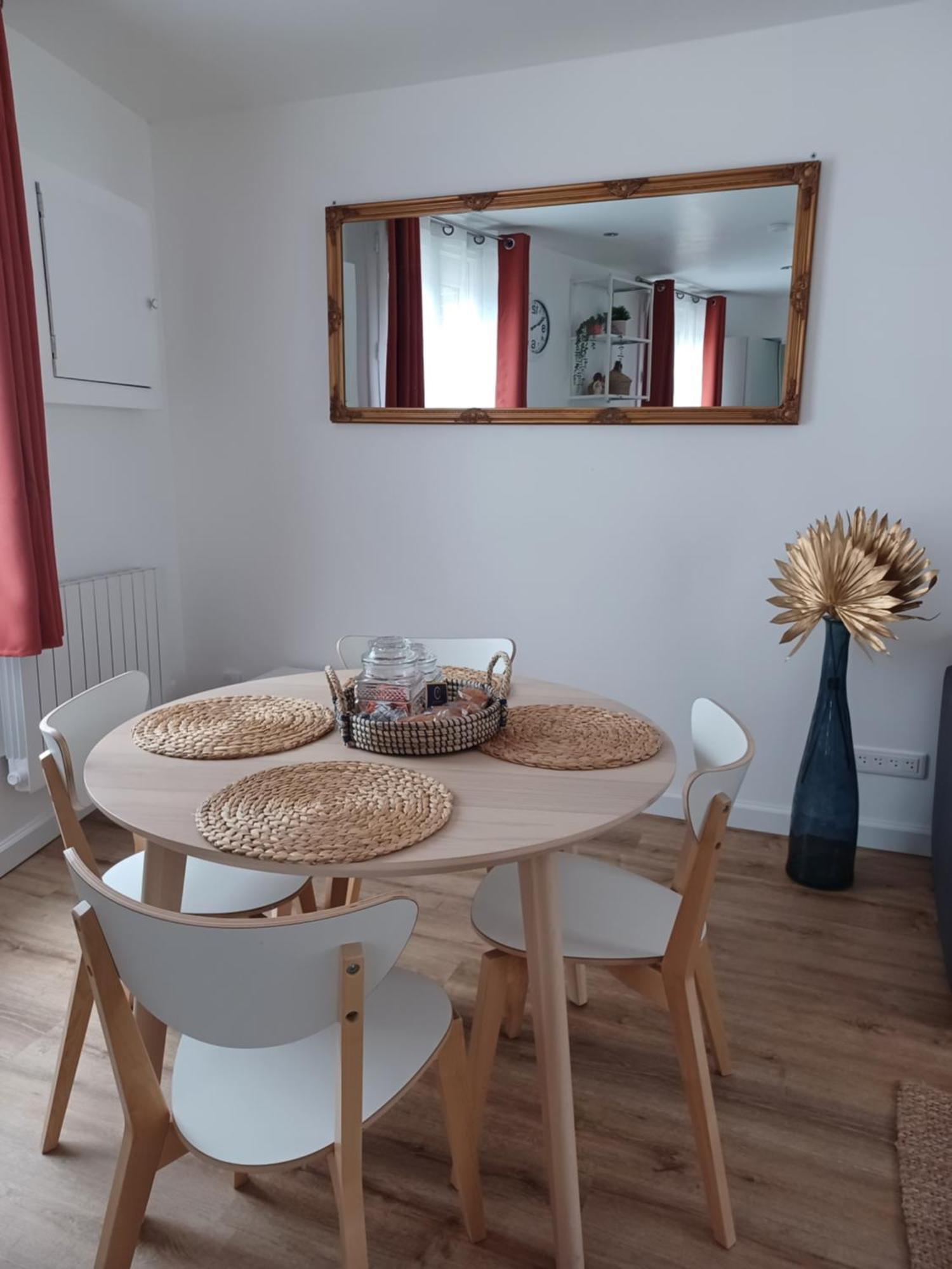 Duplex De 65 M2, Coeur De Bonneval Apartment Bonneval  Bagian luar foto
